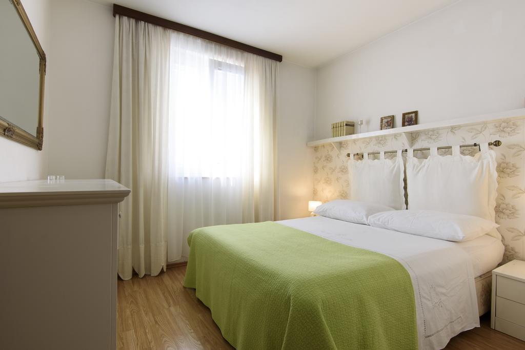 Апартаменты Basic Apartman Задар Экстерьер фото